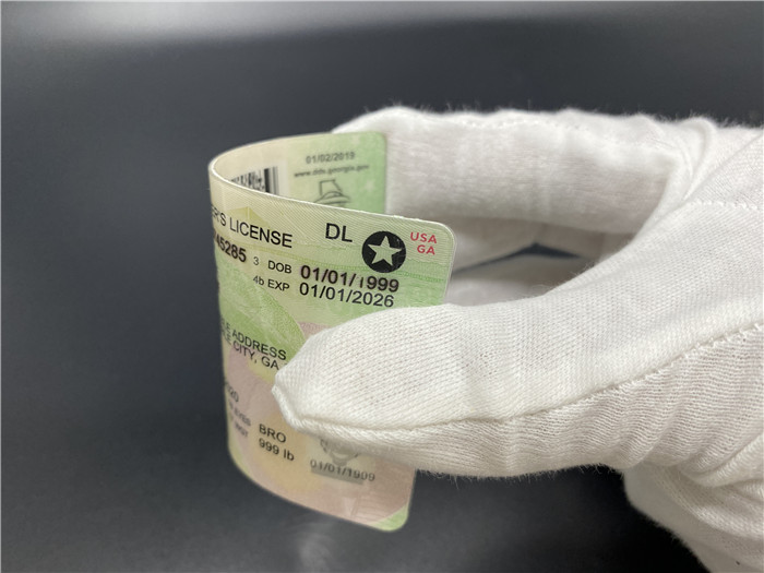 Premium Scannable New Georgia State Fake ID Card Bending Display